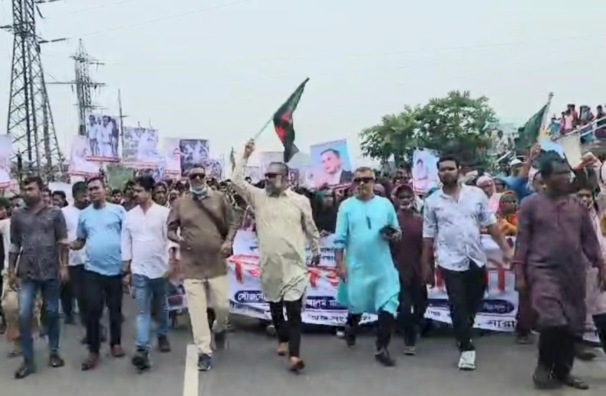 সিদ্ধিরগঞ্জে শাহআলম মানিকের নেতৃত্বে হাজার হাজার নেতাকর্মী নিয়ে বিজয় র‍্যালীতে যোগদান