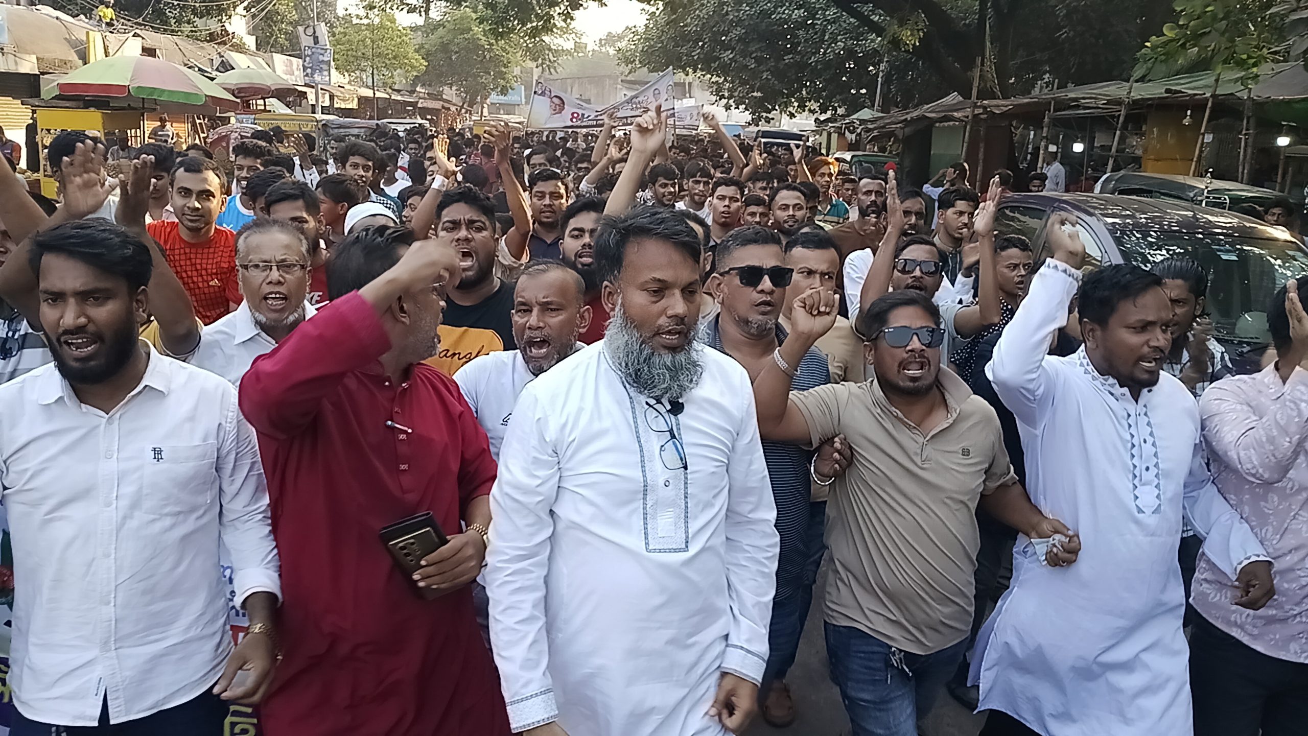 নারায়ণগঞ্জে ৪৮ তম প্রতিষ্ঠাবার্ষিকীতে নারায়ণগঞ্জ যুবদলের বিশাল আনন্দ মিছিলে শহিদুল ইসলামের নেতৃত্বে হাজারো নেতাকর্মীর যোগদান